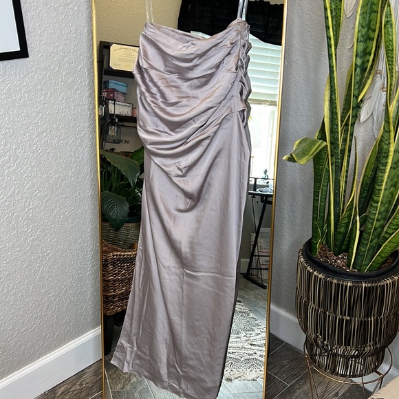 HOUSE OF CB 'Jia' Grey Satin Gathered Maxi Skirt NWOT - Picture 8 of 9